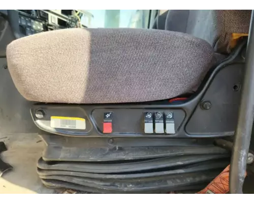 International LT625 Seat, Front