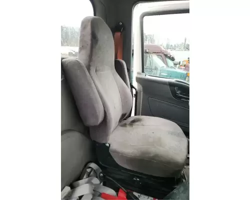 International LT625 Seat, Front