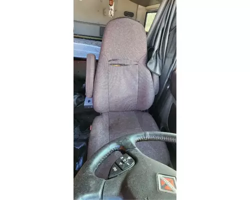 International LT625 Seat, Front