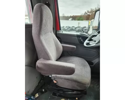 International LT625 Seat, Front