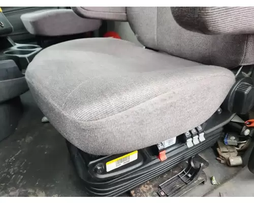 International LT625 Seat, Front