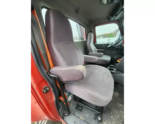 International LT625 Seat, Front