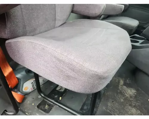 International LT625 Seat, Front