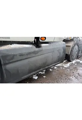 International LT625 Side Fairing