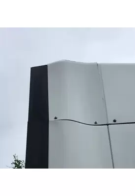 International LT625 Sleeper Fairing