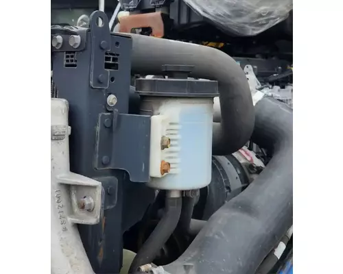 International LT625 Steering or Suspension Parts, Misc.