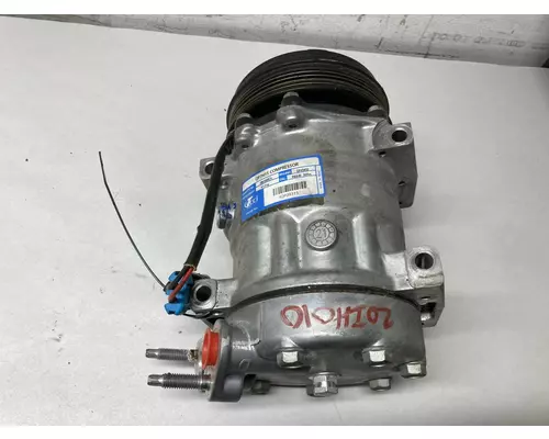 International LT Air Conditioner Compressor