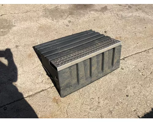 International LT Battery Box Cover