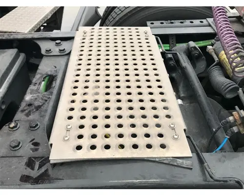 International LT Deckplate