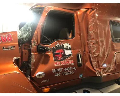 International LT Door Assembly, Front