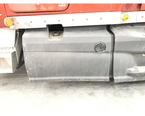 International LT Fairing (Side)
