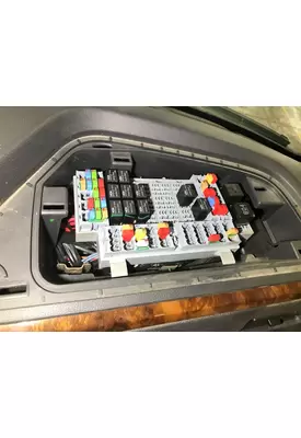 International LT Fuse Box