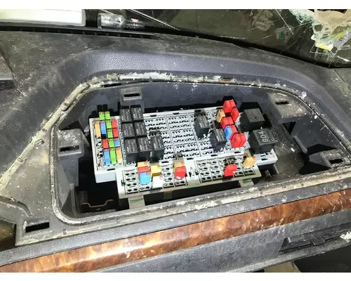 International LT Fuse Box