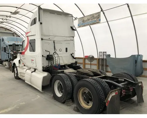 International LT Parts Unit