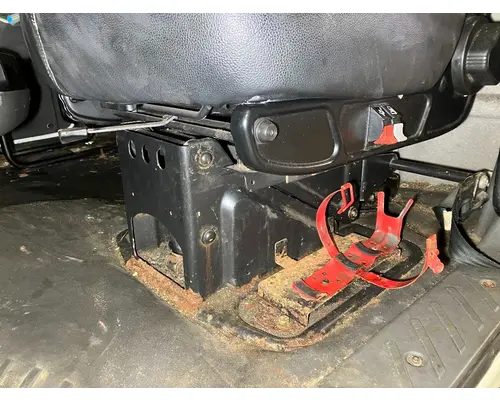 International LT Seat (Air Ride Seat)