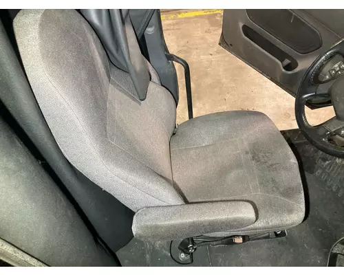 International LT Seat (non-Suspension)