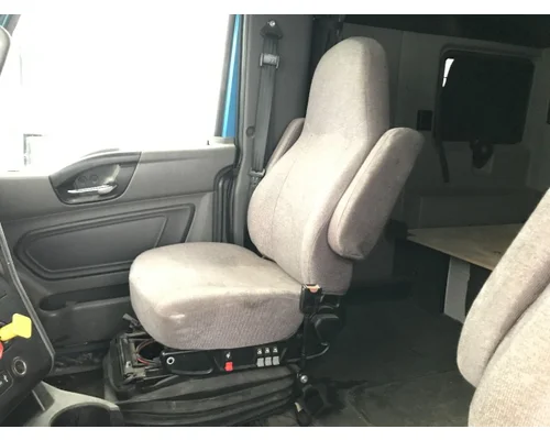 International LT Seat (non-Suspension)