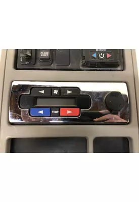 International LT Sleeper Controls