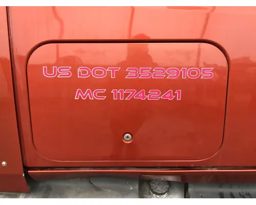 International LT Sleeper