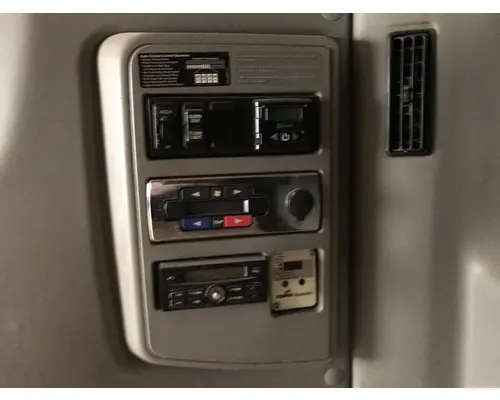 International LT Sleeper