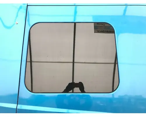 International LT Sleeper