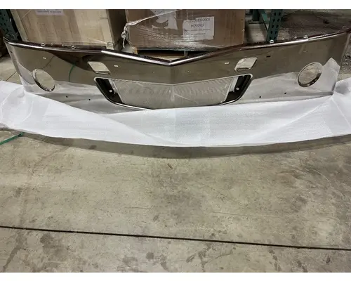 Bumper Assembly, Front INTERNATIONAL LONESTAR K &amp; R Truck Sales, Inc.