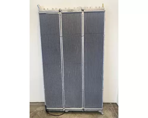 Radiator INTERNATIONAL Lonestar Frontier Truck Parts