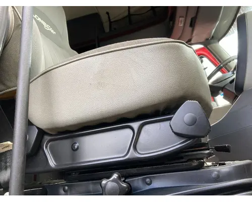 Seat, Front International LONESTAR Vander Haags Inc Col