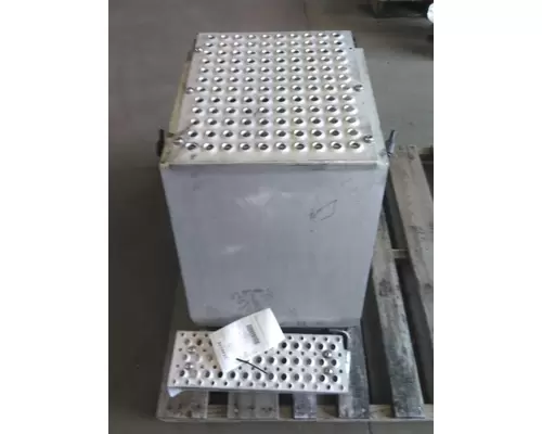 Tool Box INTERNATIONAL LONESTAR LKQ Geiger Truck Parts