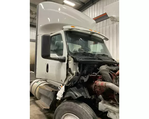 Cab INTERNATIONAL LT 625 Dutchers Inc   Heavy Truck Div  Ny