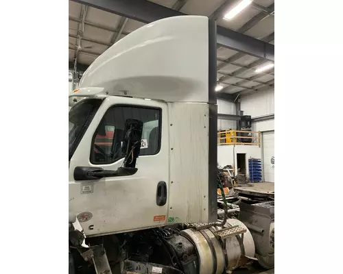 Sleeper Fairing INTERNATIONAL LT 625 Dutchers Inc   Heavy Truck Div  Ny