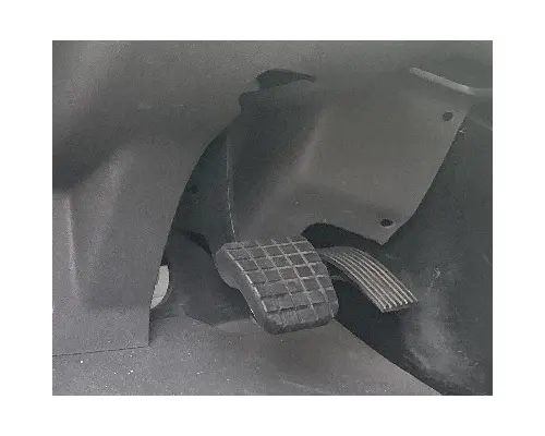 Accelerator Parts INTERNATIONAL LT625 Geco - Fresno