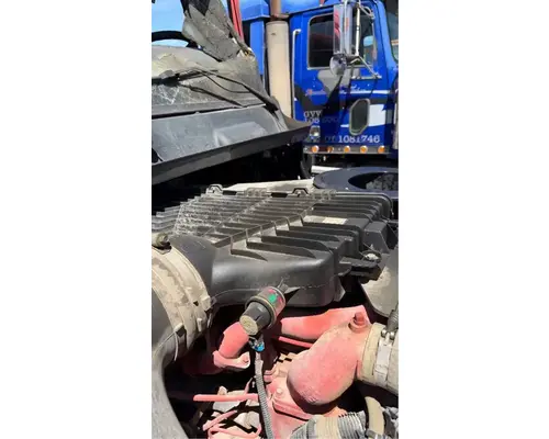 Air Cleaner International LT625 Holst Truck Parts