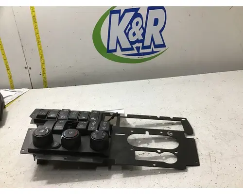 Dash / Console Switch INTERNATIONAL LT625 K &amp; R Truck Sales, Inc.