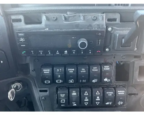 Dash / Console Switch INTERNATIONAL LT625 Geco - Fresno