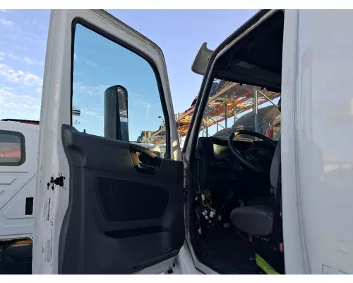 Door Assembly, Front INTERNATIONAL LT625 Geco - Fresno