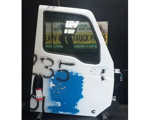 Door Assembly, Front INTERNATIONAL LT625 Geco - Fresno