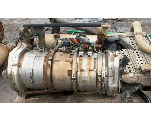 Catalytic Converter INTERNATIONAL LT625 Truck Salvage International Inc