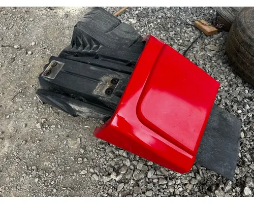 Fender Extension INTERNATIONAL LT625 Dutchers Inc   Heavy Truck Div  Ny