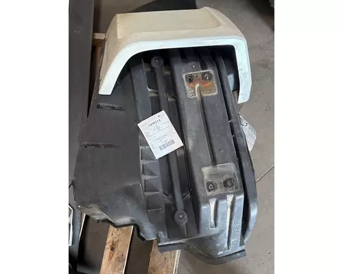 Fender INTERNATIONAL LT625 K &amp; R Truck Sales, Inc.