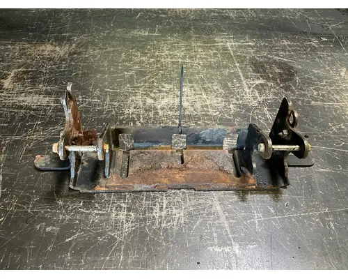 Hood Hinge INTERNATIONAL LT625 Geco - Fresno