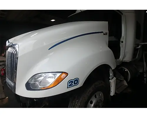 Hood INTERNATIONAL LT625 Sam's Riverside Truck Parts Inc