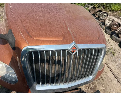 Hood INTERNATIONAL LT625 Paul's Auto Salvage