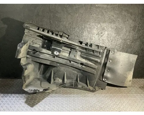 Inner Fender INTERNATIONAL LT625 Geco - Fresno