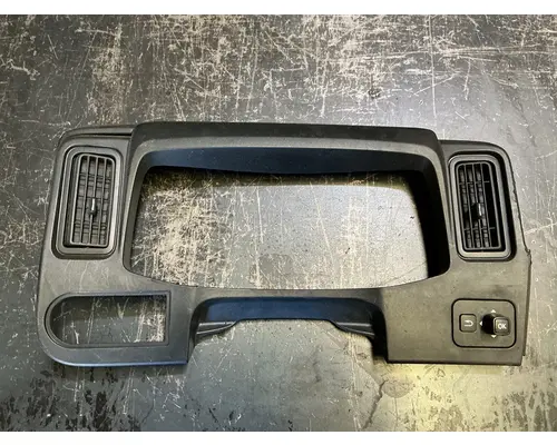 Instrument Cluster Bezel INTERNATIONAL LT625 Geco - Fresno