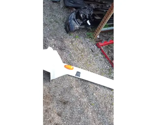 Sleeper Fairing INTERNATIONAL LT625 K &amp; R Truck Sales, Inc.