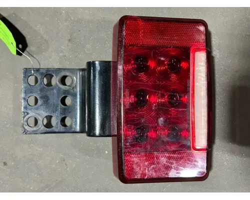 Tail Lamp INTERNATIONAL LT625 K &amp; R Truck Sales, Inc.