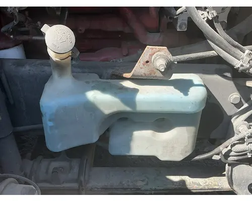 Windshield Washer Reservoir INTERNATIONAL LT625 Geco - Fresno
