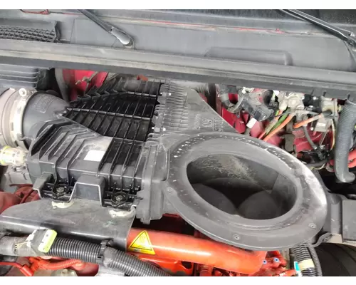 Air Cleaner INTERNATIONAL LT LKQ Thompson Motors - Wykoff