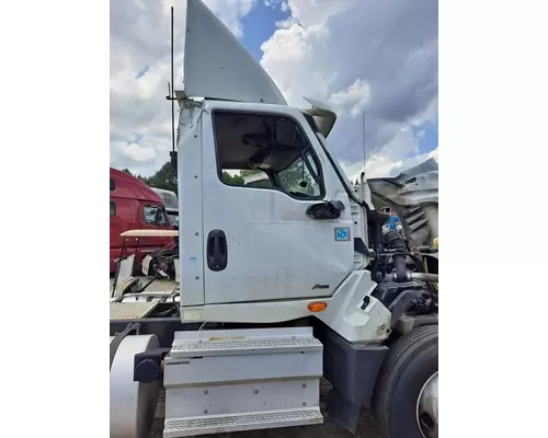 Cab INTERNATIONAL LT LKQ Evans Heavy Truck Parts